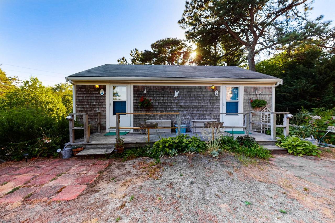 Seawind Guest Studio Nauset Heights Exterior photo